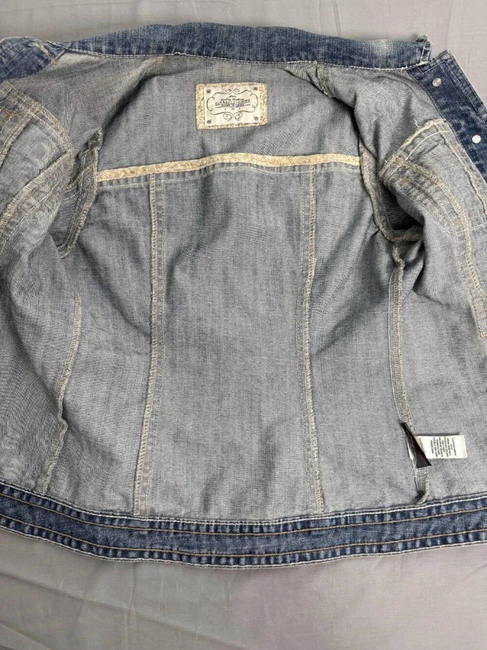 VTG Old Navy Denim Trucker Jean Jacket Girls XL Blue Y2K Stretch Pockets Casual